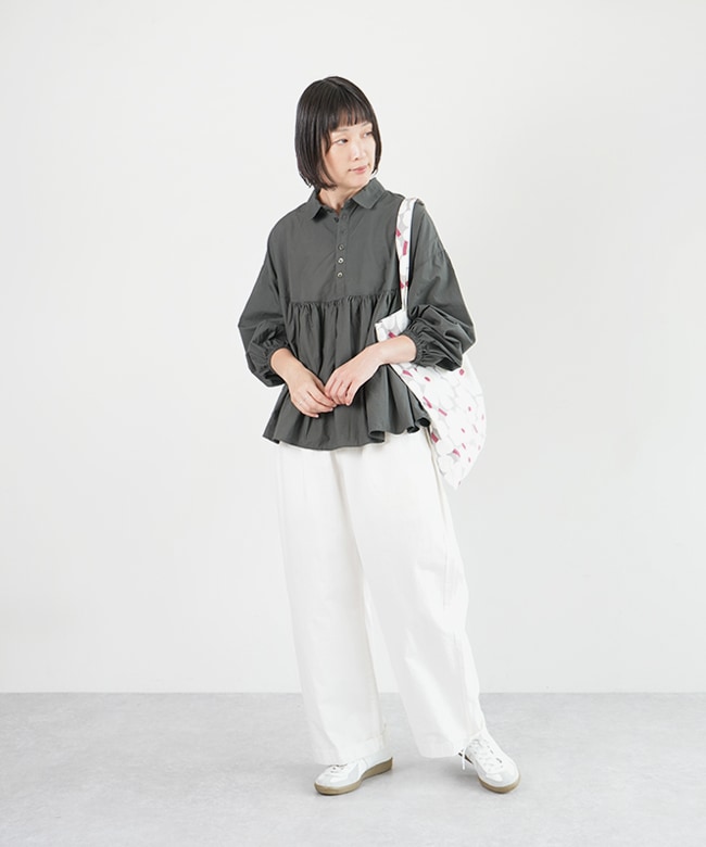 希少✨プリーツプリーズ 蝶々 バタフライ 長袖シャツ ブラウス カーディガン 希少✨プリーツプリーズ 蝶々 バタフライ 長袖シャツ ブラウス