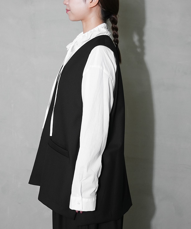 SALE 50%OFF】mizuiro ind(ミズイロインド) deep V neck wide vest