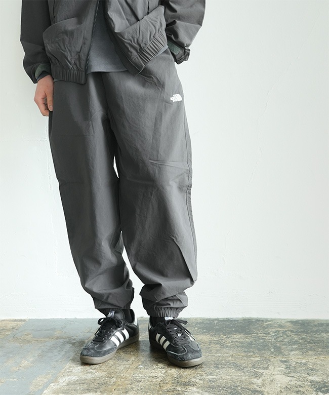 【新品】THE NORTH FACE ノースフェイス　バーサタイルパンツ　グレー THE NORTH FACE（ザ ノースフェイス） パンツ THE NORTH FACE