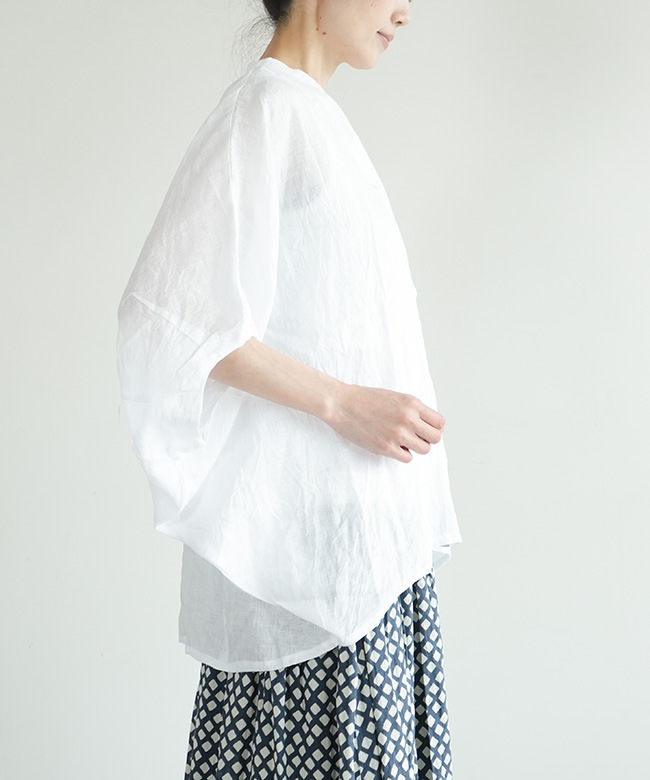 mizuiro ind(ミズイロインド) リネンスタンドカラーコクーンシャツ