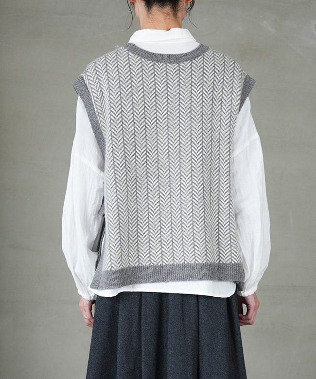 SALE 50%OFF】blue willow(ブルーウィロー)メリノウールへリンボン柄 SALE 50%OFF】blue willow(ブルーウィロー)メリノウールへリンボン柄