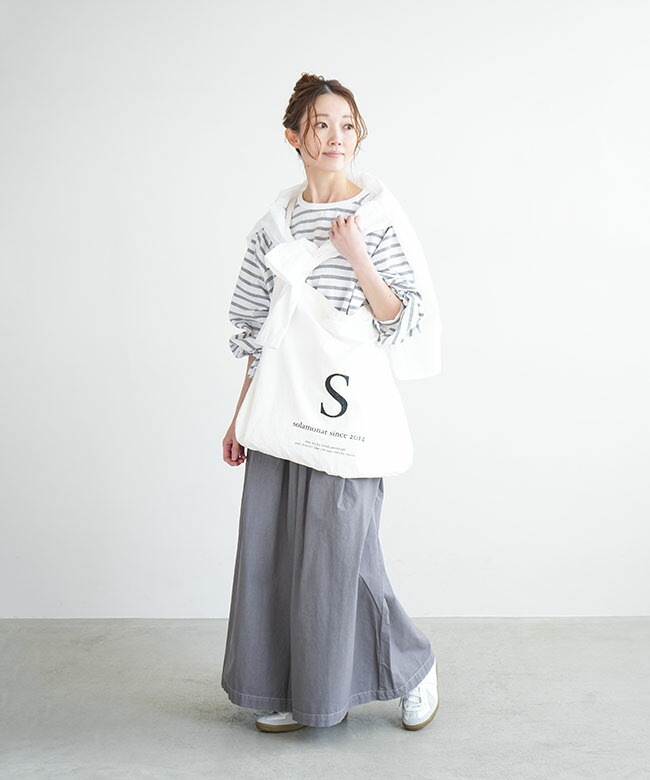 ◇SOLAMONAT(ソラモナ) パフ天竺 裾紐ボーダー長袖プルーオーバー T
