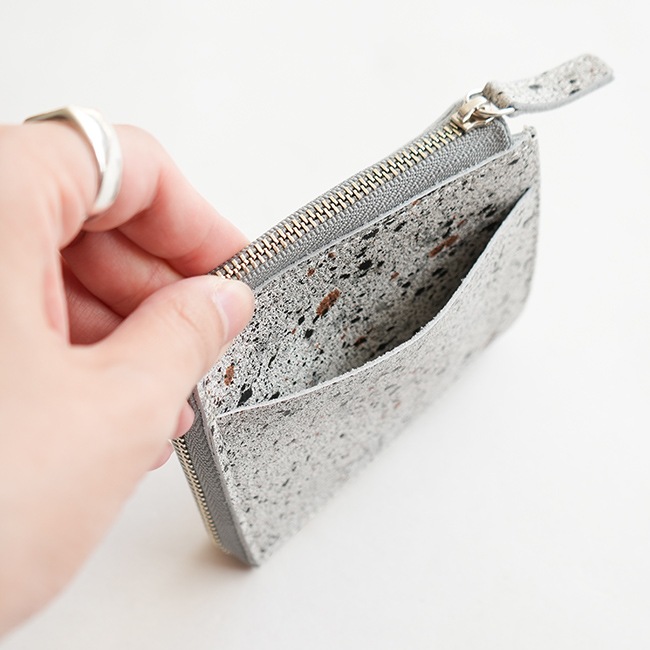 SALE 50%OFF】CRONY.(クルニー) Half Zip Wallet Small -Mikage