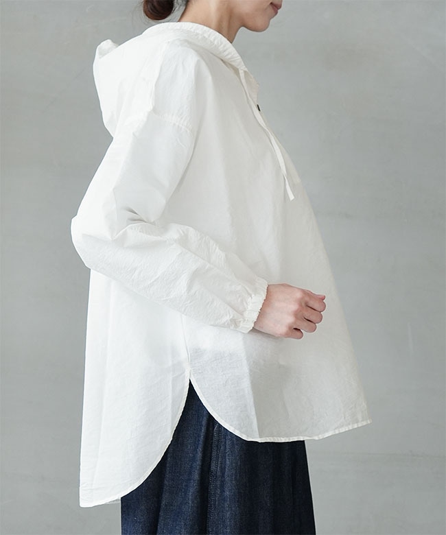 P81628]prit(プリット) エアリーコットンフードプルオーバーシャツ