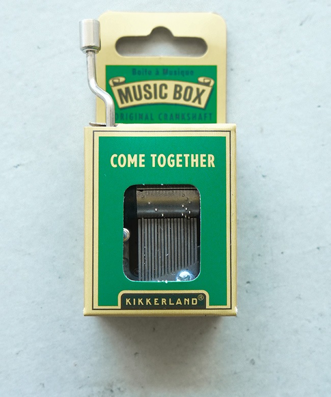 KIKKERLAND(キッカーランド) Music Box オルゴール THE BEATLES ザ