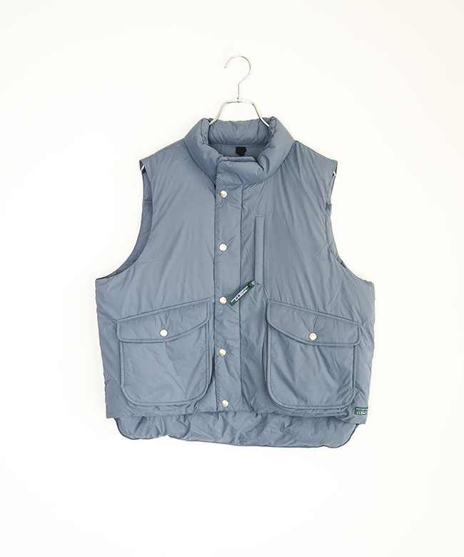 エルエルビーン　ダウンベスト　バーガンディ L.L.Bean（エルエルビーン）の「【JAPAN EDITION】ホールデン・ダウン