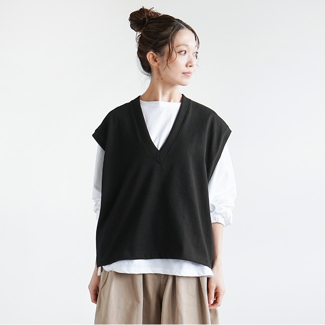 SALE 30%OFF】◇SOLAMONAT(ソラモナ) ペンネ天竺Vネックワイドベスト