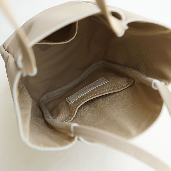 【モルミルス】エコレザー トートバッグ ベージュ 5_000000015523.jpg?1690594883