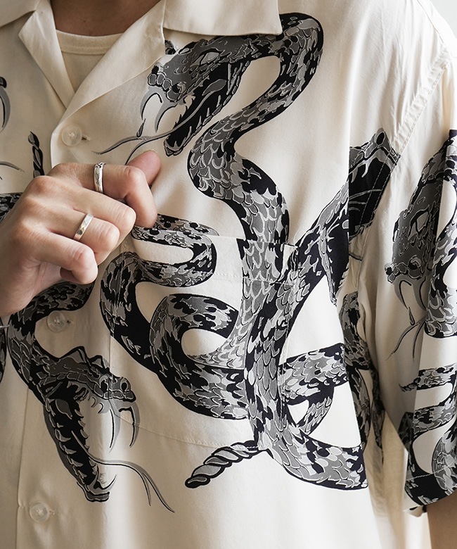 GL39440]gold(ゴールド) “MONOTONE RATTLE SNAKE” OPEN SHIRT
