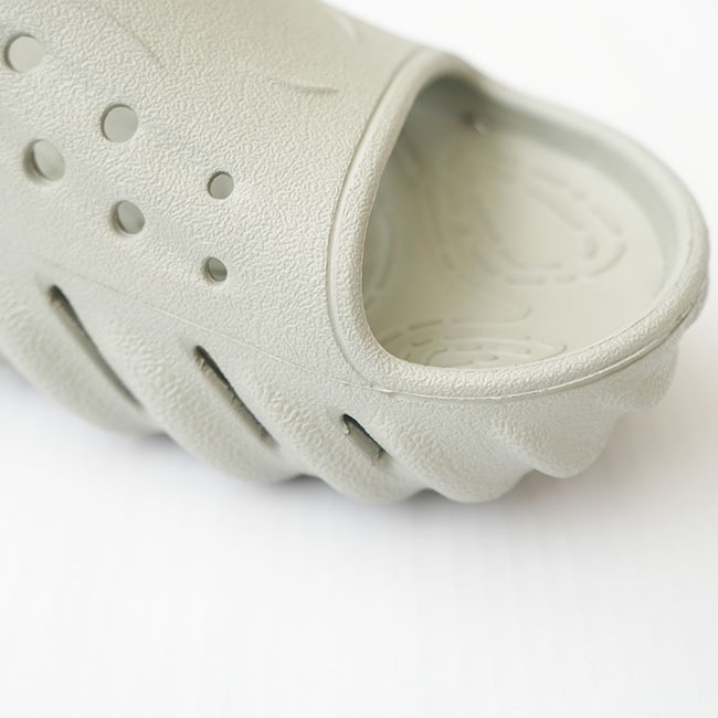 SALE 50%OFF】[208170]crocs(クロックス)ECHO SLIDE エコー スライド
