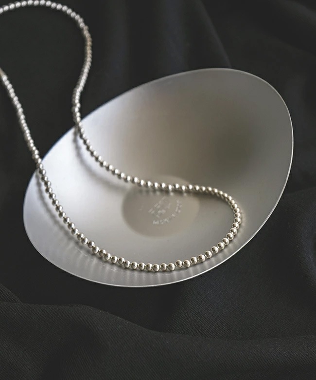 ERICKA NICOLAS BEGAY エリッカ ニコラス ビゲイ ネックレス ERICKA NICOLAS BEGAY(エリッカ ニコラス ビゲイ)｜オニキススカッシュ