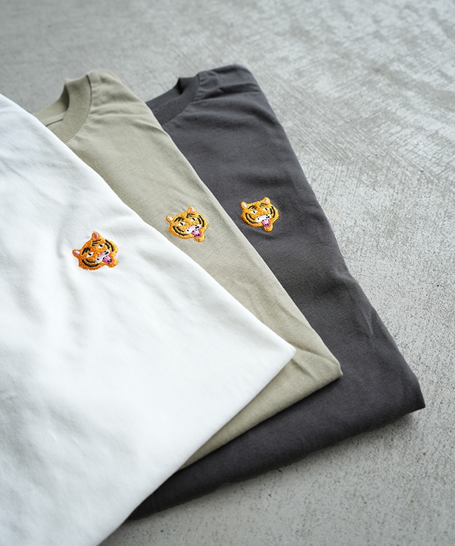 グレー F刺繍 Tシャツ サイズ40 グレー F刺繍 Tシャツ サイズ40