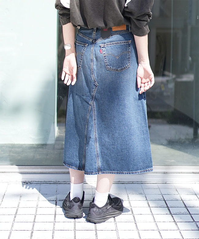 Levi's リーバイス N3BP エプロンスタイル 巻きスカート 新品未使用品 Levi´s リーバイス N3BP エプロンスタイル 巻きスカート 新品未使用品