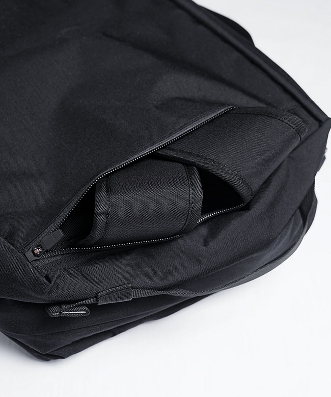 洋書 Mobile Backhaul moz スマホが入って多収納！整理上手なショルダーバッグBOOK | 商品