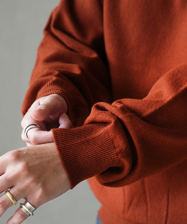 SALE 30%OFF】[2503-007]crepuscule (クレプスキュール) Moc Neck P/O