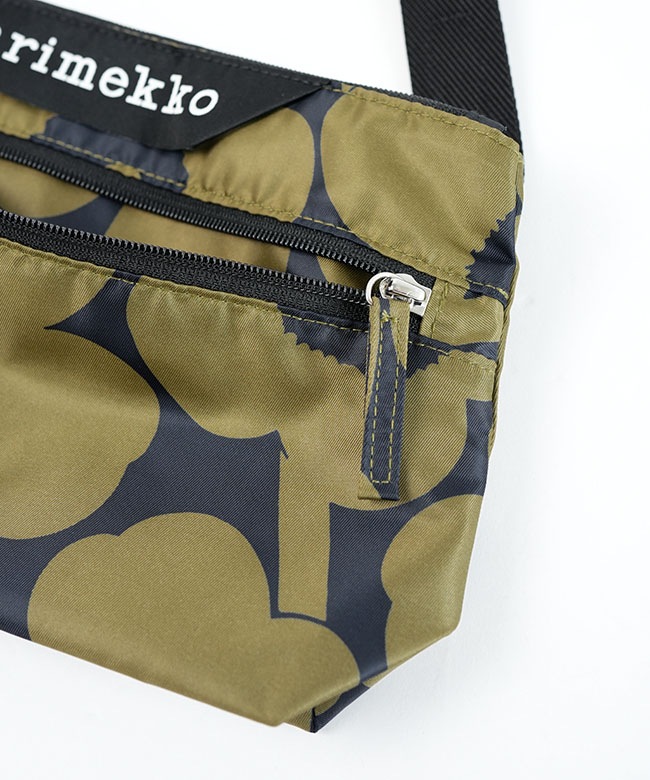 国内正規販売店】marimekko(マリメッコ)ニート クロスボディー