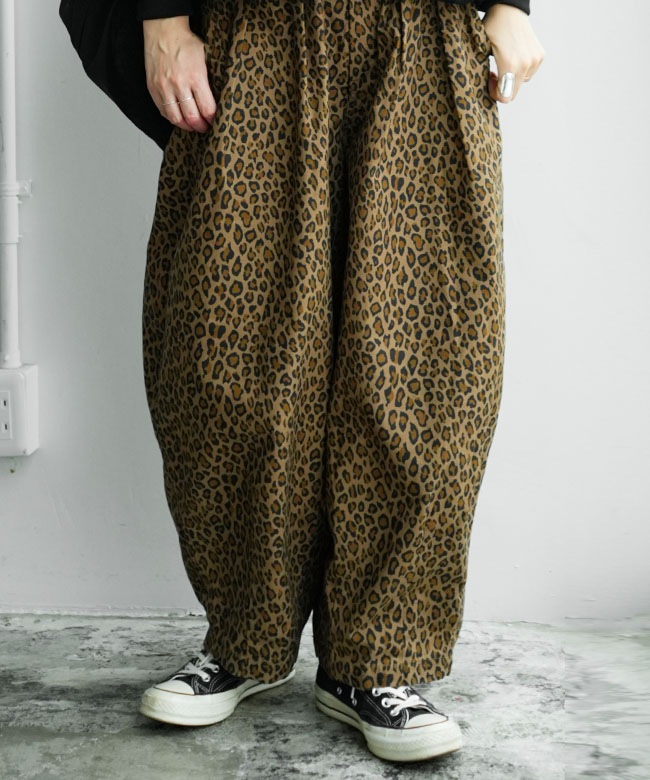 HARVESTY(ハーベスティ)BACK-SATIN CIRCUS PANTS バックサテンプリント