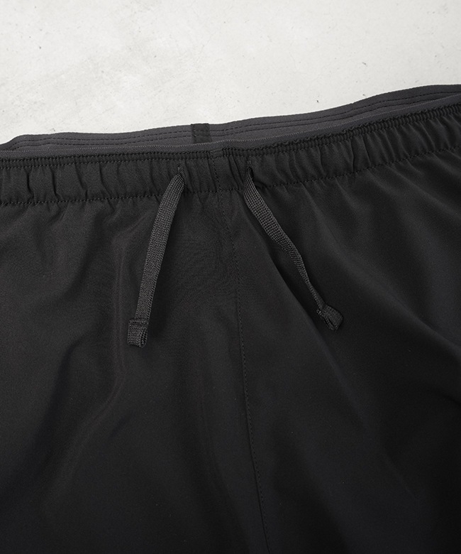 パタゴニア ピニョン パイン パンツ 新品未使用 サイズ4 インク