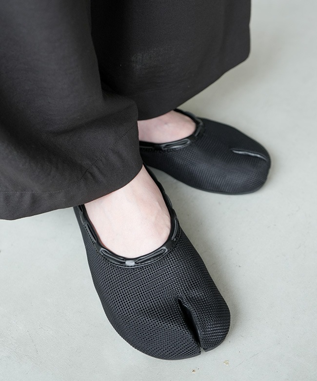 PAES(ペイズ) MESH AIR STRING FLATメッシュエアストリングフラット