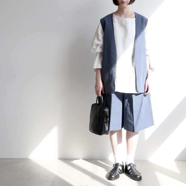 Spick & Span（スピックアンドスパン）の「【ESLOW】ノーカラー