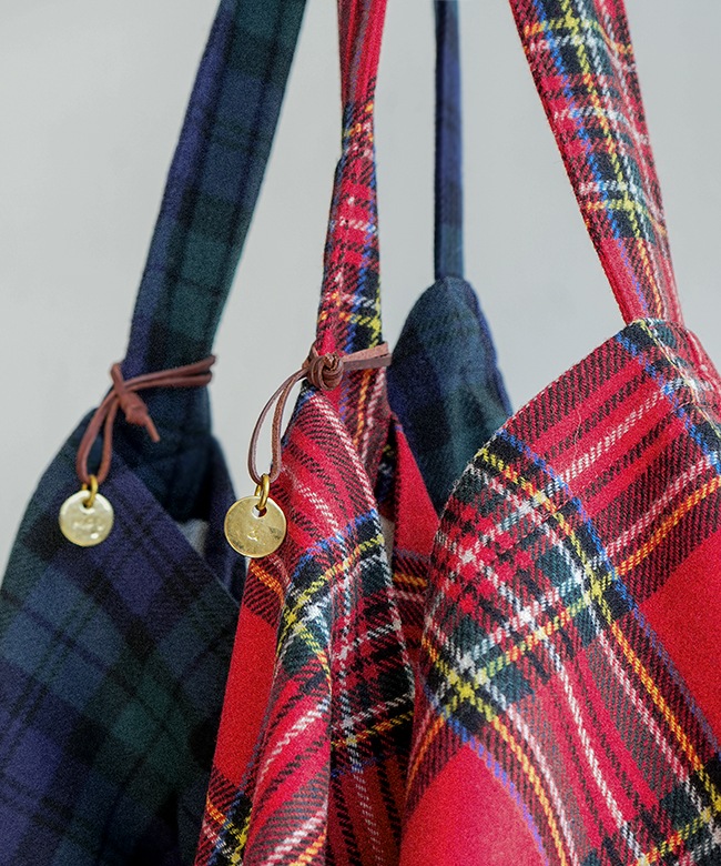 MC949WH]【チャーム付き】MASTER&Co.(マスターアンドコー) 別注 TARTAN