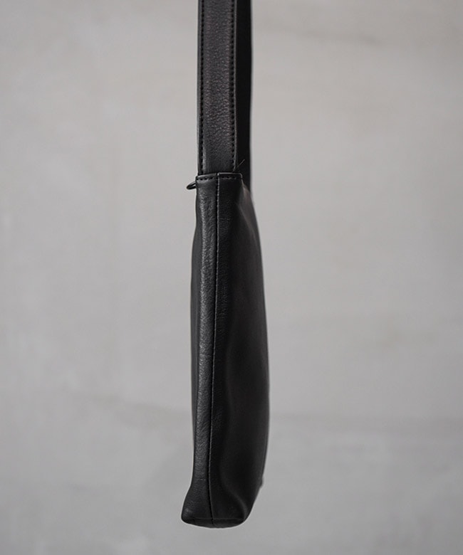 ANVOCOEURアンヴォクール レザーがま口ショルダーバッグ オリーブグレー 楽天市場】[30%OFF] アンヴォクール ANVOCOEUR レザーミニ