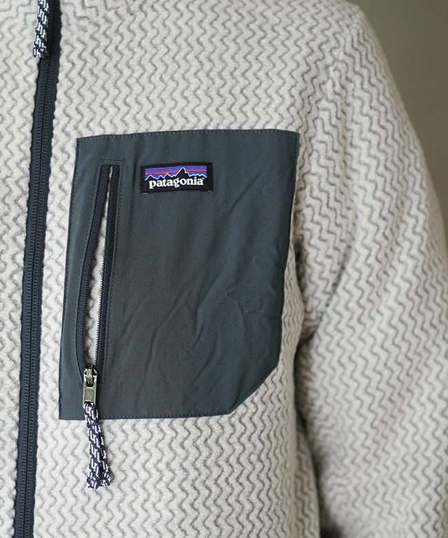 国内正規販売店】Patagonia(パタゴニア)キッズ・R1 エア・フルジップ
