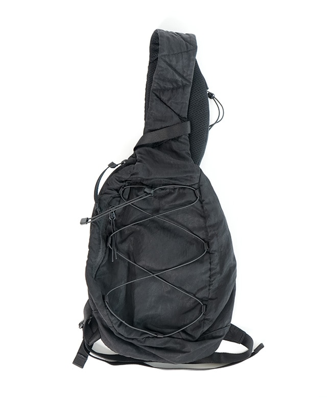 C.P. Company レンズ付き スリングバッグ ボディバッグ C.P.COMPANY(シー・ピー・カンパニー)Nylon B Lens Crossbody Rucksack