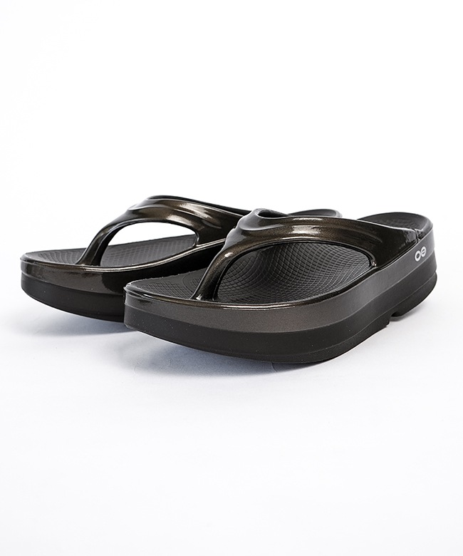 ◇【国内正規販売店】OOFOS(ウーフォス)OOmega Luxe ウーメガ ラグジュ