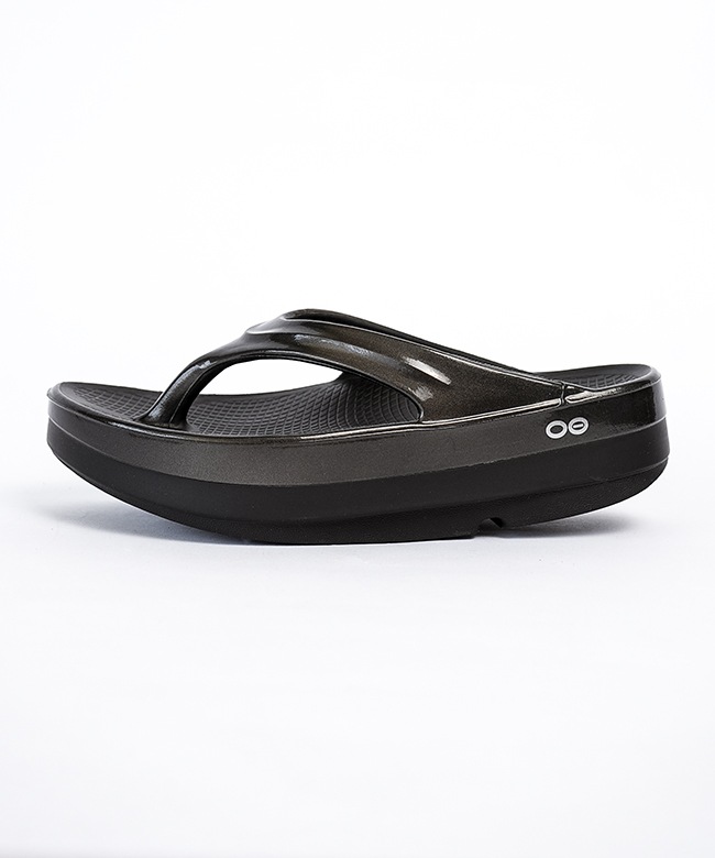 ◇【国内正規販売店】[oomega-luxe]OOFOS(ウーフォス)OOmega