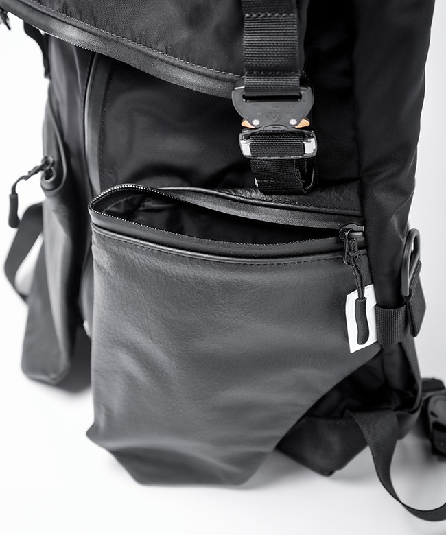 bagjack(バッグジャック) MORPH PACK TWIST PKT-LTH/NP リュック