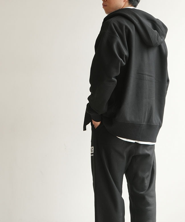 【美品】CMF COMFY OUTDOOR GARMENT 切替パーカー L CMF/COMFY OUTDOOR GARMENT(シーエムエフ/コンフィーアウトドア