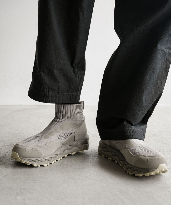 23FW sandwater ライトパフベスト　ノンネイティブnonnative nonnative(ノンネイティブ) × Mizuno(ミズノ) WAVE MUJIN LS MID GTX