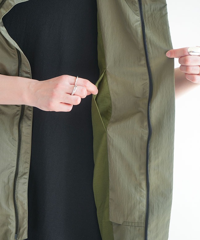 CA-FR0801VT]FIRMUM(フィルマム) フードベスト ライトアウター