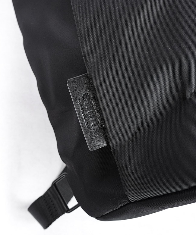 13WGB259304]emmi(エミ) eco撥水2wayボディバックパック リュック