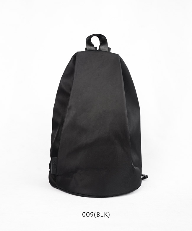 13WGB259304]emmi(エミ) eco撥水2wayボディバックパック リュック