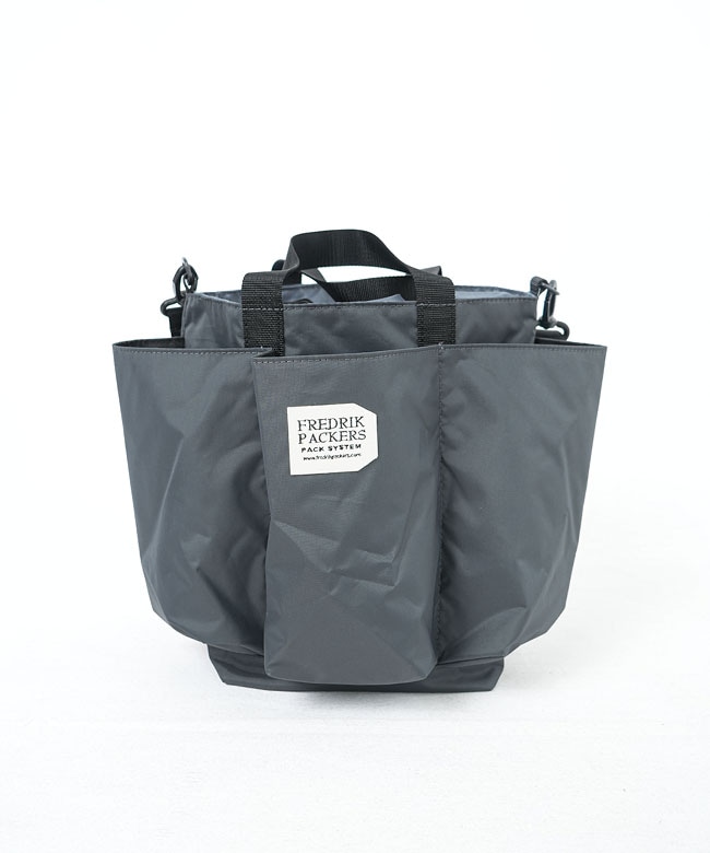 土曜日限定価格　aperty ワイドバッグ　М　中古品 FREDRIK PACKERS(フレドリック パッカーズ) UTILITY TOTE MINI