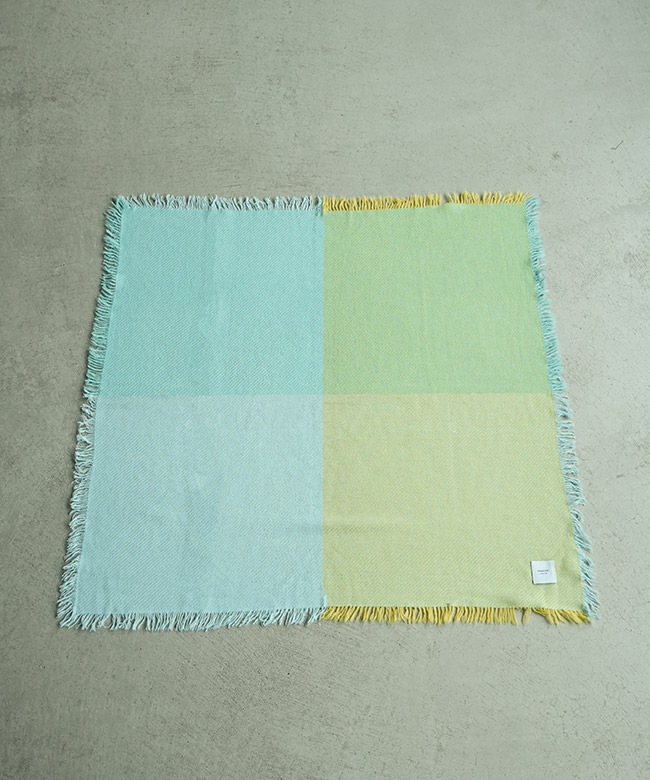 224400310]elegancese(エレガンセーゼ) Square fringe scarf スクエア