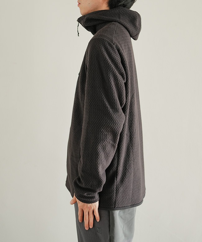 Patagonia(パタゴニア) メンズ・R1 エア・フルジップ・フーディ