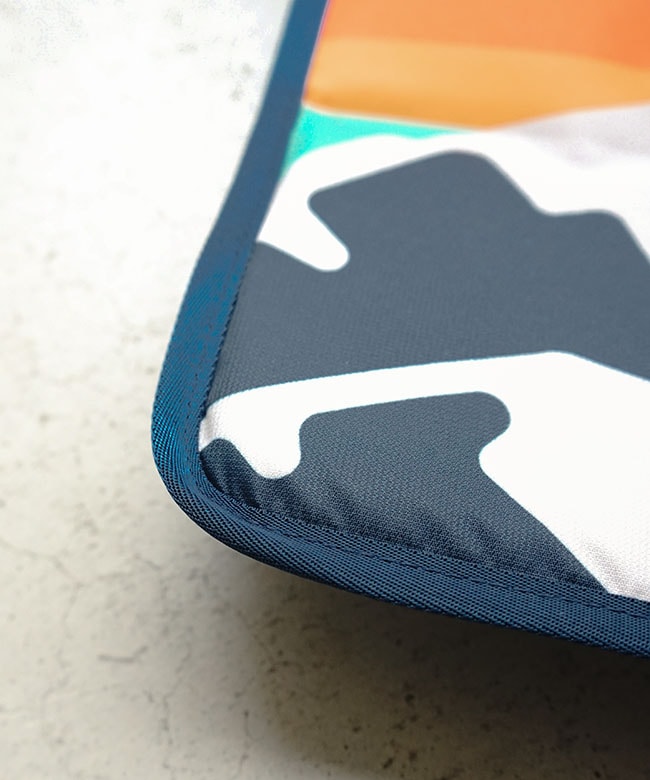 LIFEVENTURE(ライフベンチャー)SIT MAT RETRO / MOUNTAIN シットマット