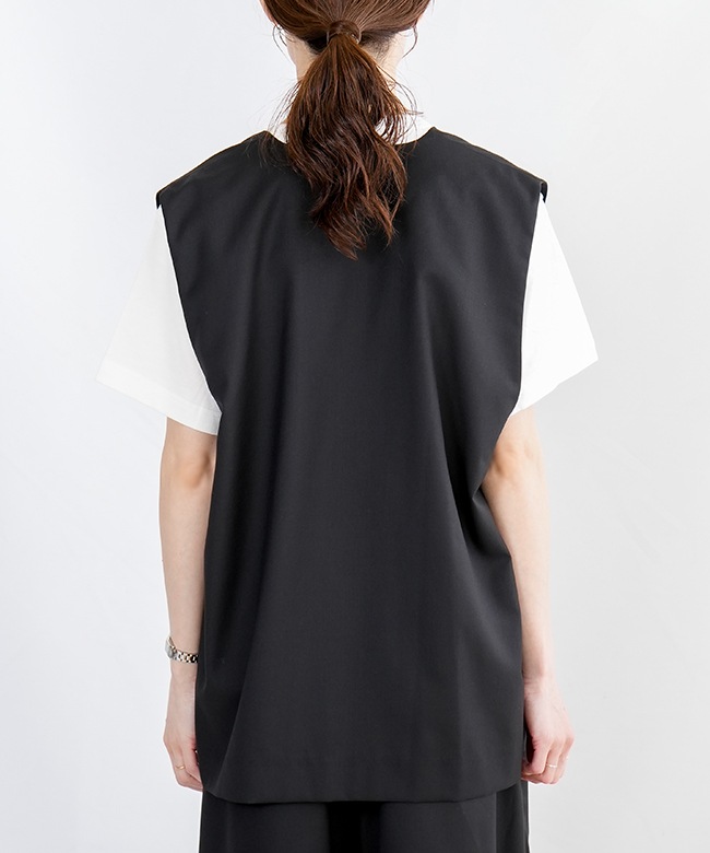 ソラモナLARMEベスト SOLAMONAT LARME｜【SALE 30%OFF】ベスト ノーカラー Vネック ボタン