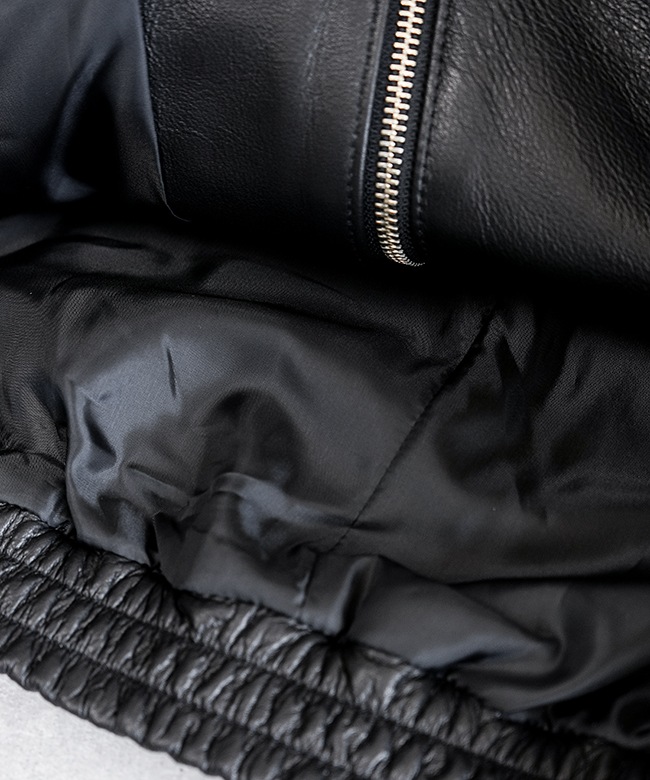 SALE 30%OFF】UNIVERSAL PRODUCTS.(ユニバーサルプロダクツ) Leather