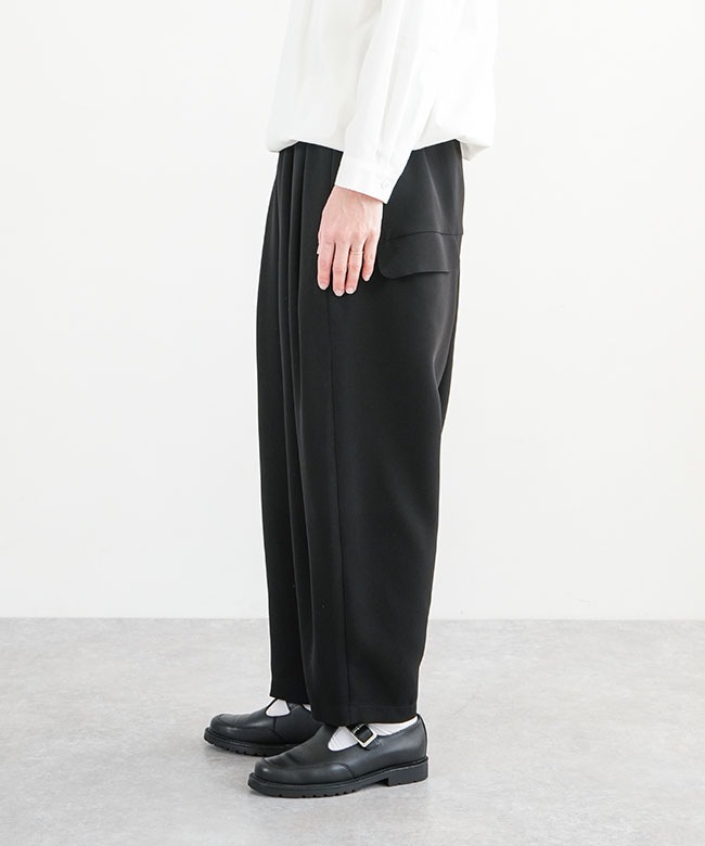 TB21442]tumugu(ツムグ)ソアパールコンパクト テーパードパンツ