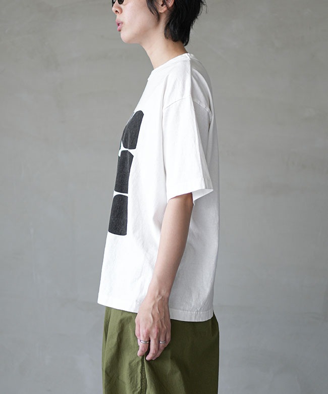 prit(プリット) 18/1空紡度詰天竺 フレームドットプリントTシャツ