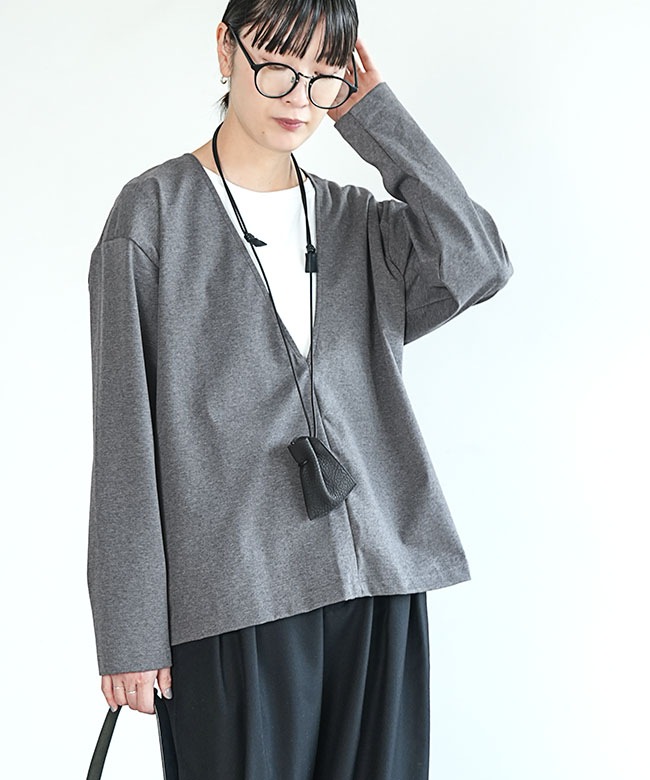 ◇[SMA-MZ-POV]SOLAMONAT(ソラモナ) モッツァレラストレッチVネック