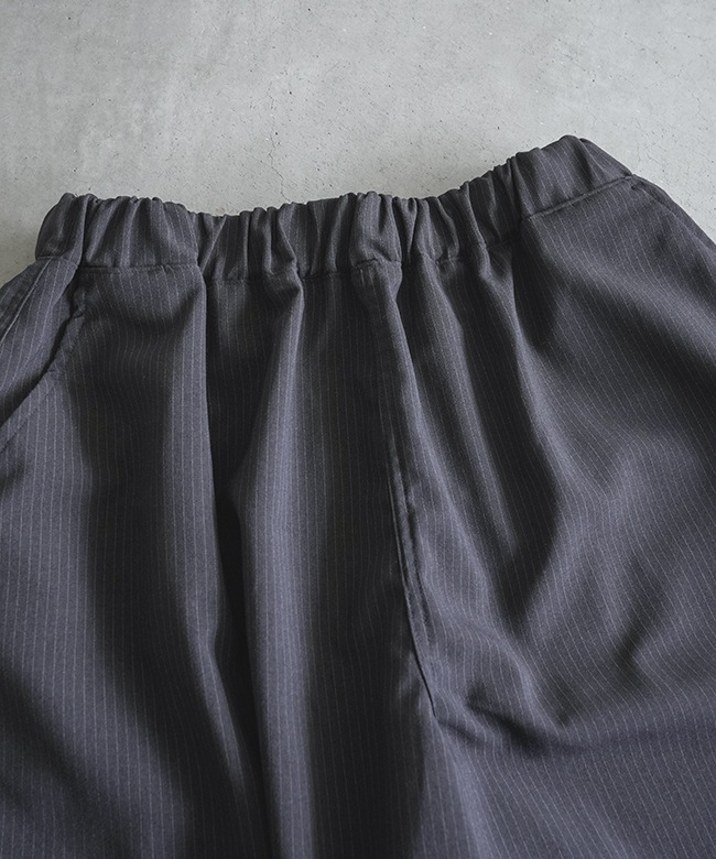 HARVESTY(ハーベスティ) TROPICAL STRIPES CROPPED EASY CIRCUS PANTS