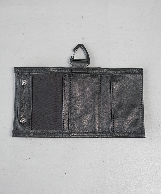 レザーで形取られたH\tHermes\tNew H Passantコンパクトウォレット New H Passant Compact wallet | Hermès USA
