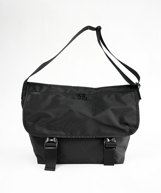KARRI AMIACALVA(カリ アミアカルヴァ) RECYCLED CORDURA