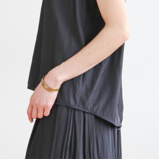 NO CONTROL AIR(ノーコントロールエアー)Polyester wash Satin fabric 