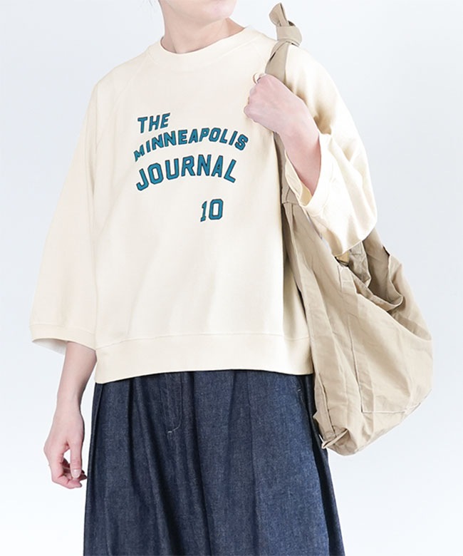 BLUE LAKE MARKET(ブルーレイクマーケット) ラグランプリントTシャツ